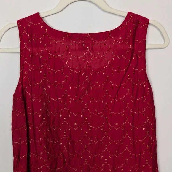 Red Sleeveless Dress - Picture 8 of 12